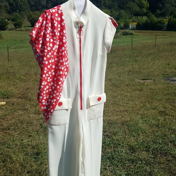 VTG Jumpsuit 1960's White Red Cherry 70's S - Picture 2 of 9